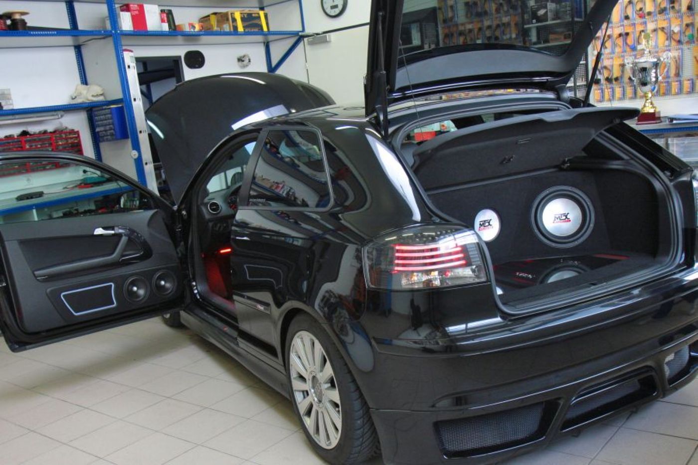 Audi A3 8P Emma Carhifi Meisteranlage