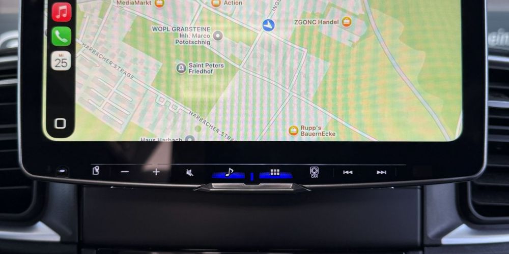 Fiat Ducato Apple CarPlay Display Alpine Navigation nachrüsten